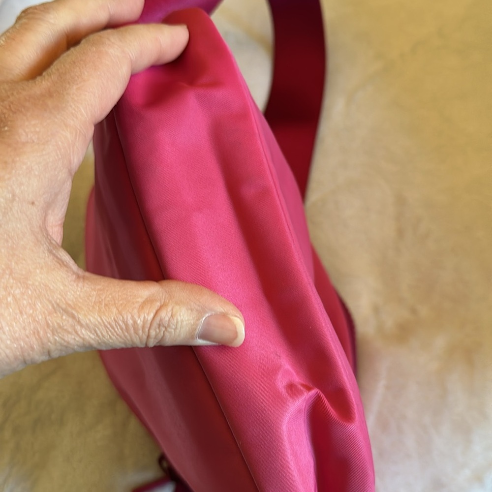 Lululemon. - Picture 3 of 6
